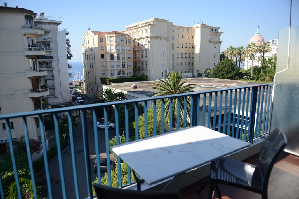 29 Promenade Des * Nizza